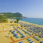 Resort Gardenia 4*