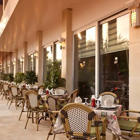 Üdülőközpont Gardenia 4*