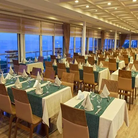 Gardenia אתר נופש