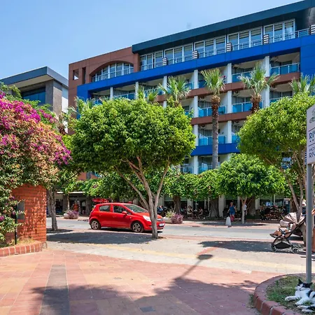 Gardenia אתר נופש